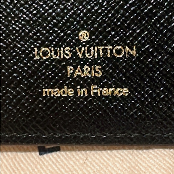 💯% Authentic Louis Vuitton Juliette Wallet✨ - Picture 13 of 15